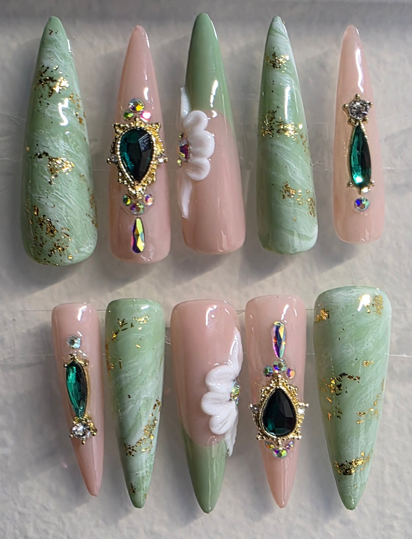 Luxy Green